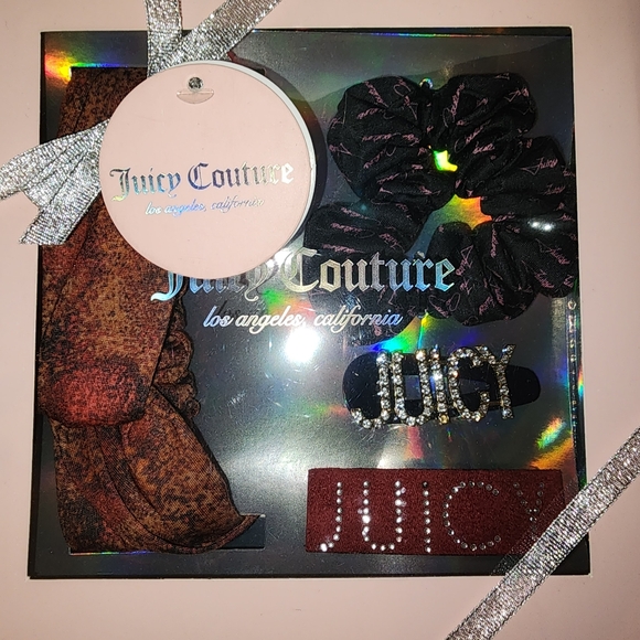 Juicy Couture Accessories - JUICY COUTURE Hair Accessory Gift Set NIB Perfect for Anyone!
